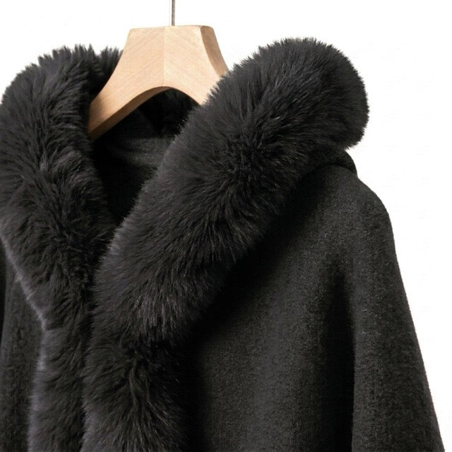 Fluffig huvponcho