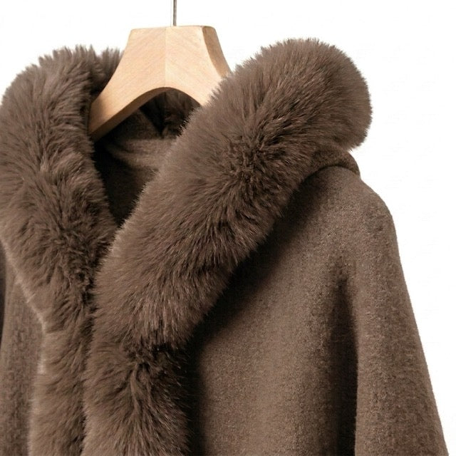 Fluffig huvponcho