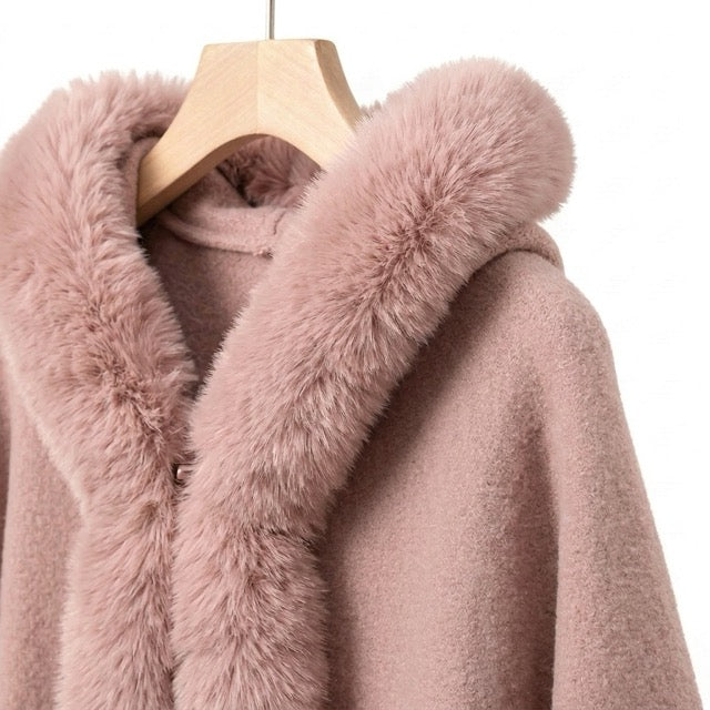 Fluffig huvponcho